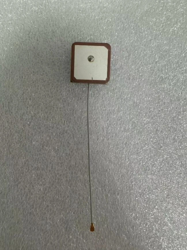 WL-GPSI25254-100 — Ceramic patch antennas